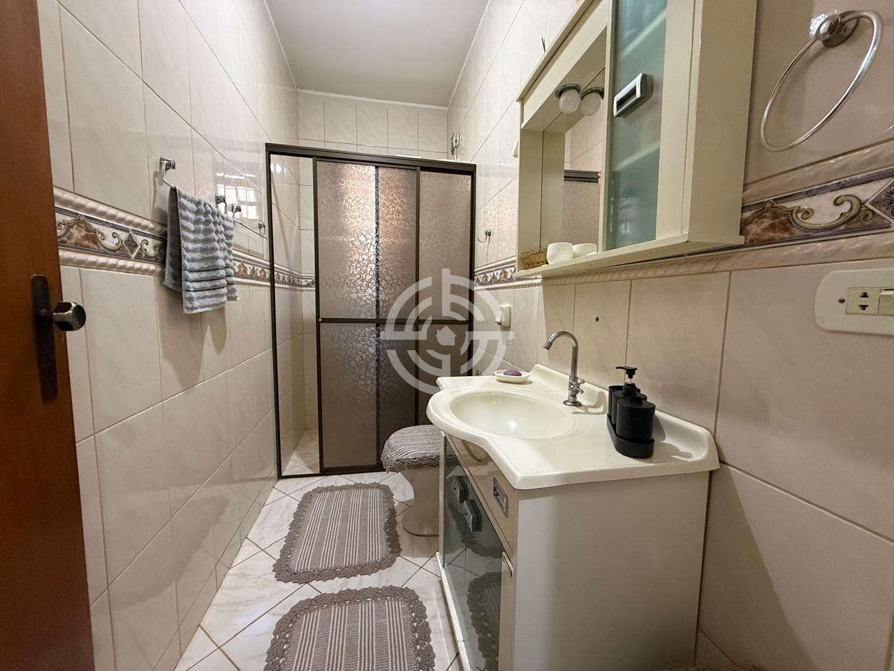Casa 4 quartos (1 suíte) | Jardim Lancaster - Foz do Iguaçu