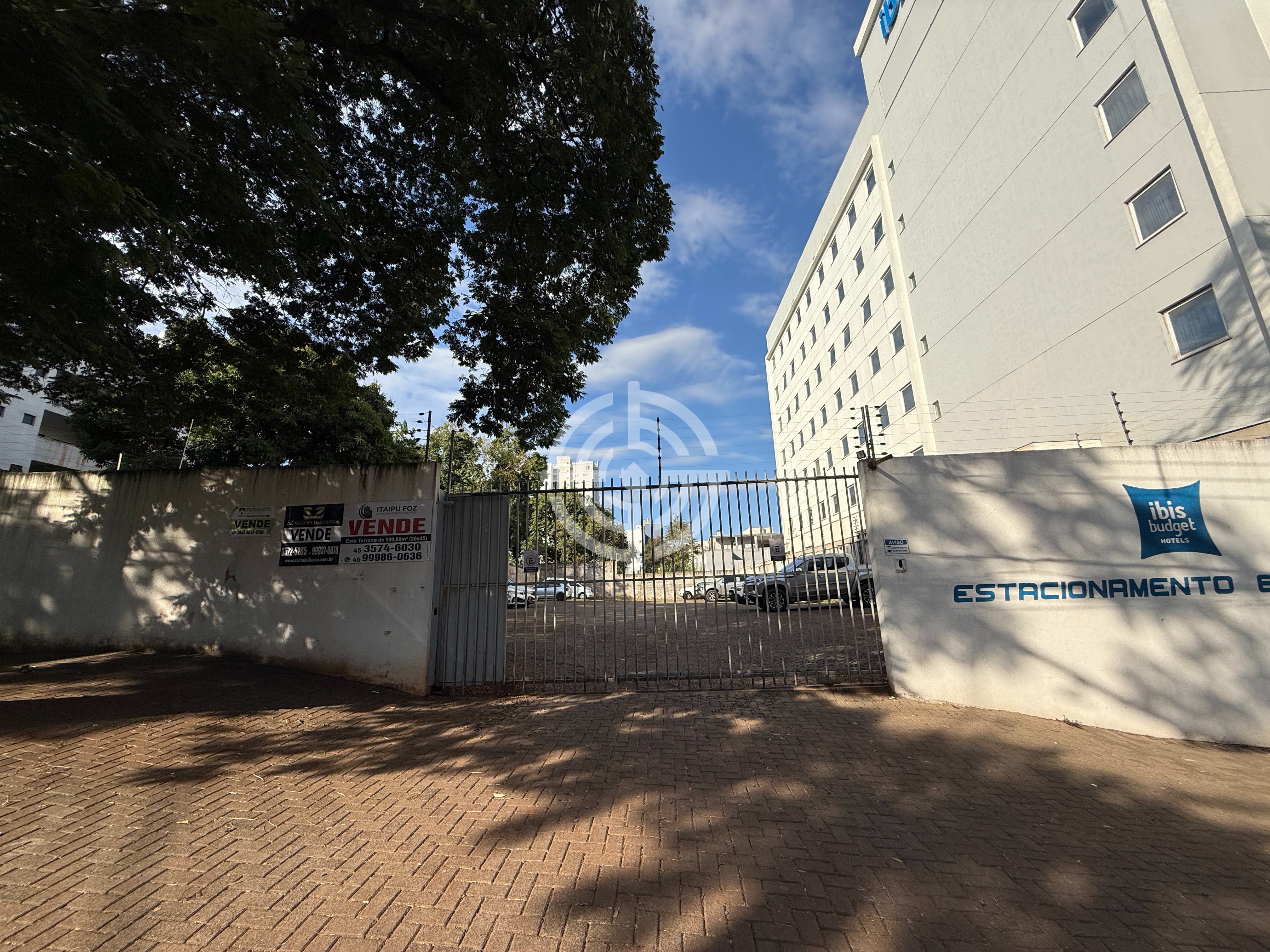 Terreno à venda, 900,00m2 por R$ 3.150.000,00- Centro - Foz do Iguaçu/PR