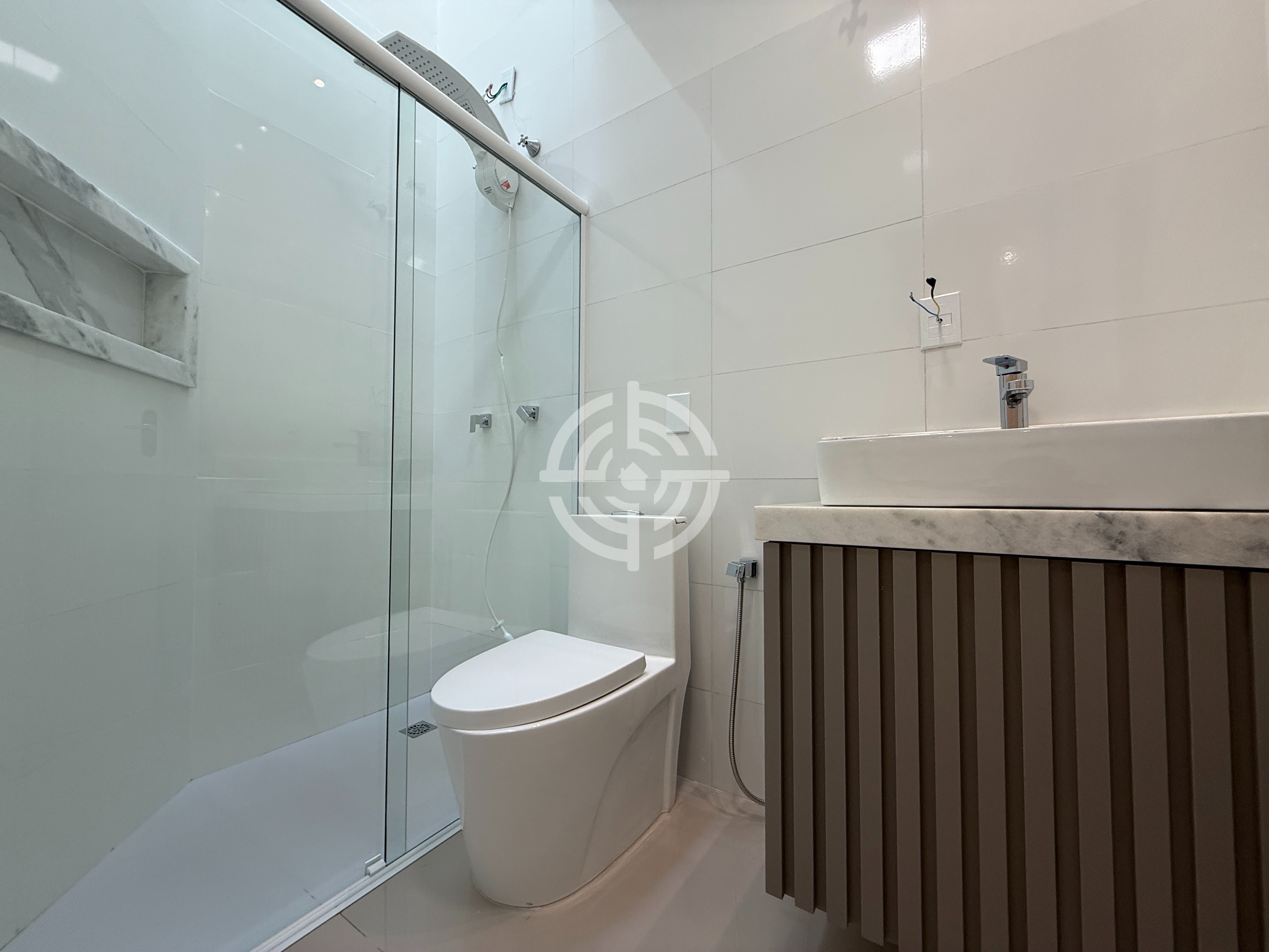Sobrado com 3 dormitórios à venda, 185 m² por R$ 975.000,00 - Jardim Panorama - Foz do Iguaçu/PR