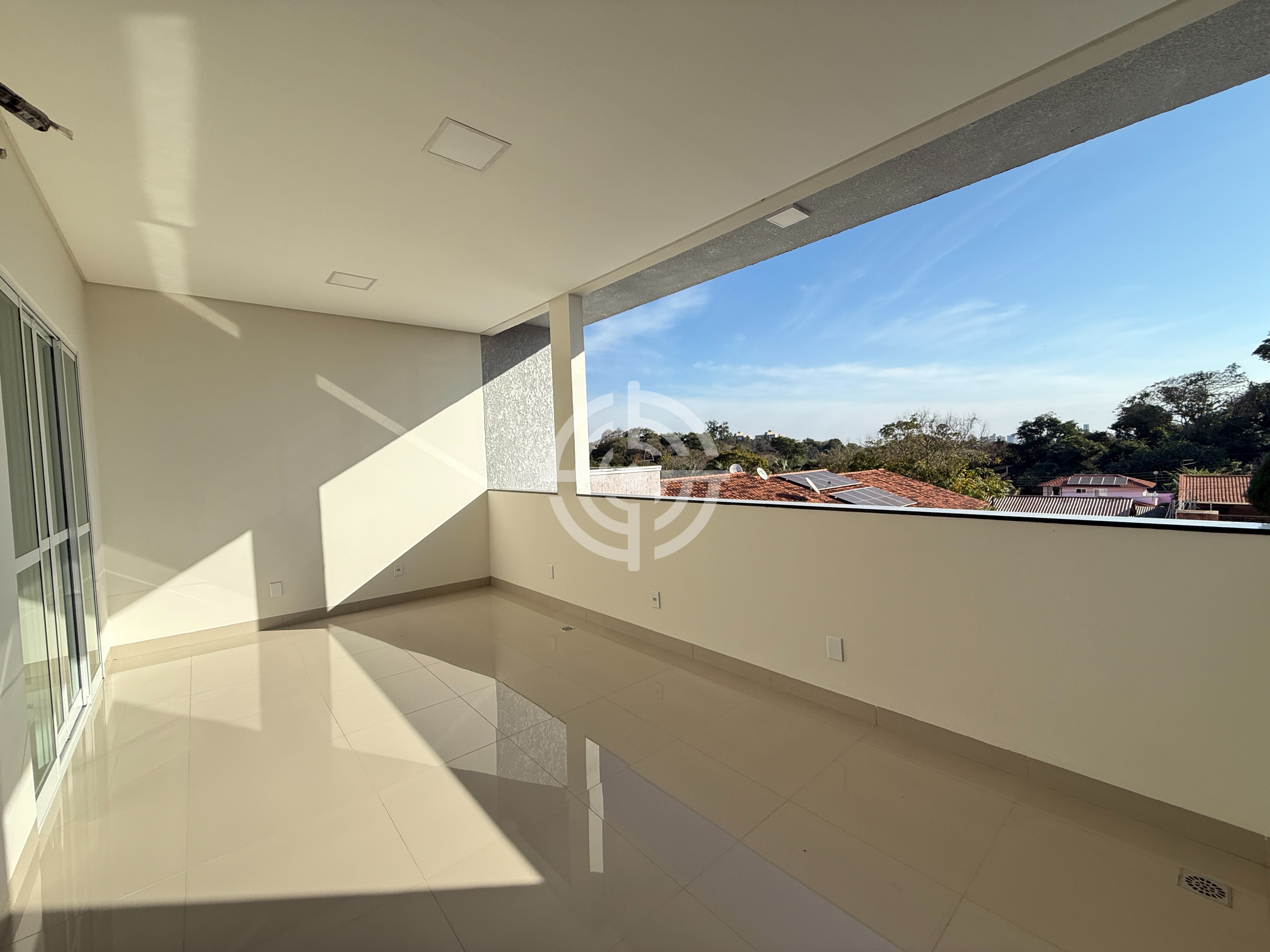 Sobrado com 3 dormitórios à venda, 185 m² por R$ 975.000,00 - Jardim Panorama - Foz do Iguaçu/PR