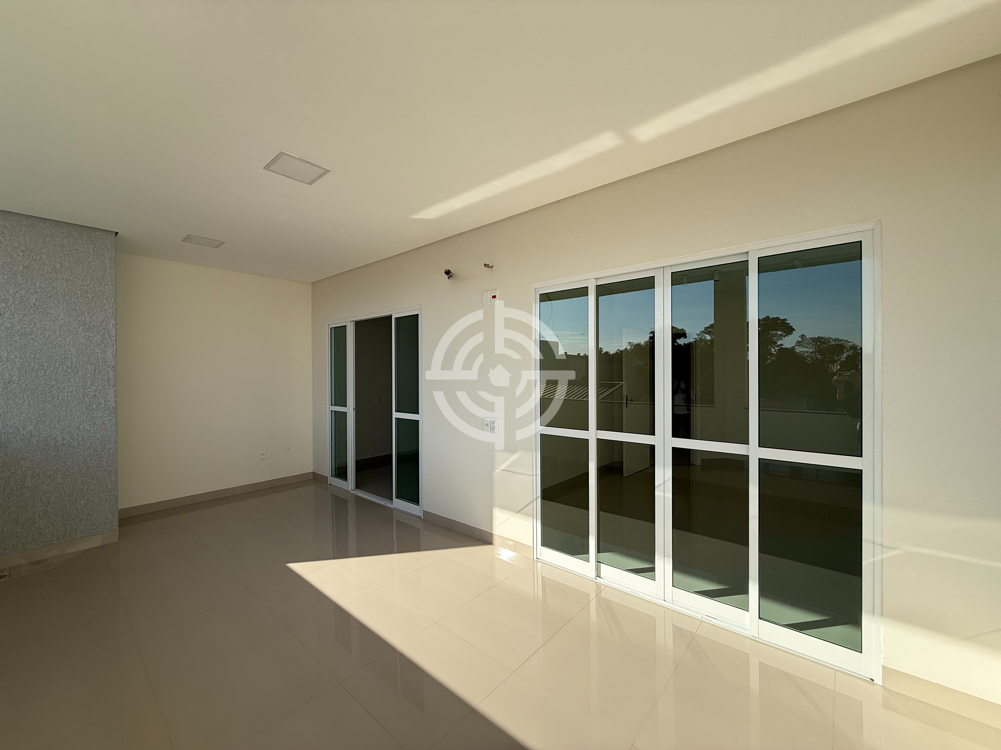 Sobrado com 3 dormitórios à venda, 185 m² por R$ 975.000,00 - Jardim Panorama - Foz do Iguaçu/PR