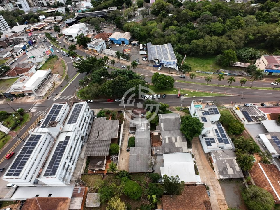 Terreno área de 1.800,00m2, com 5 Casas