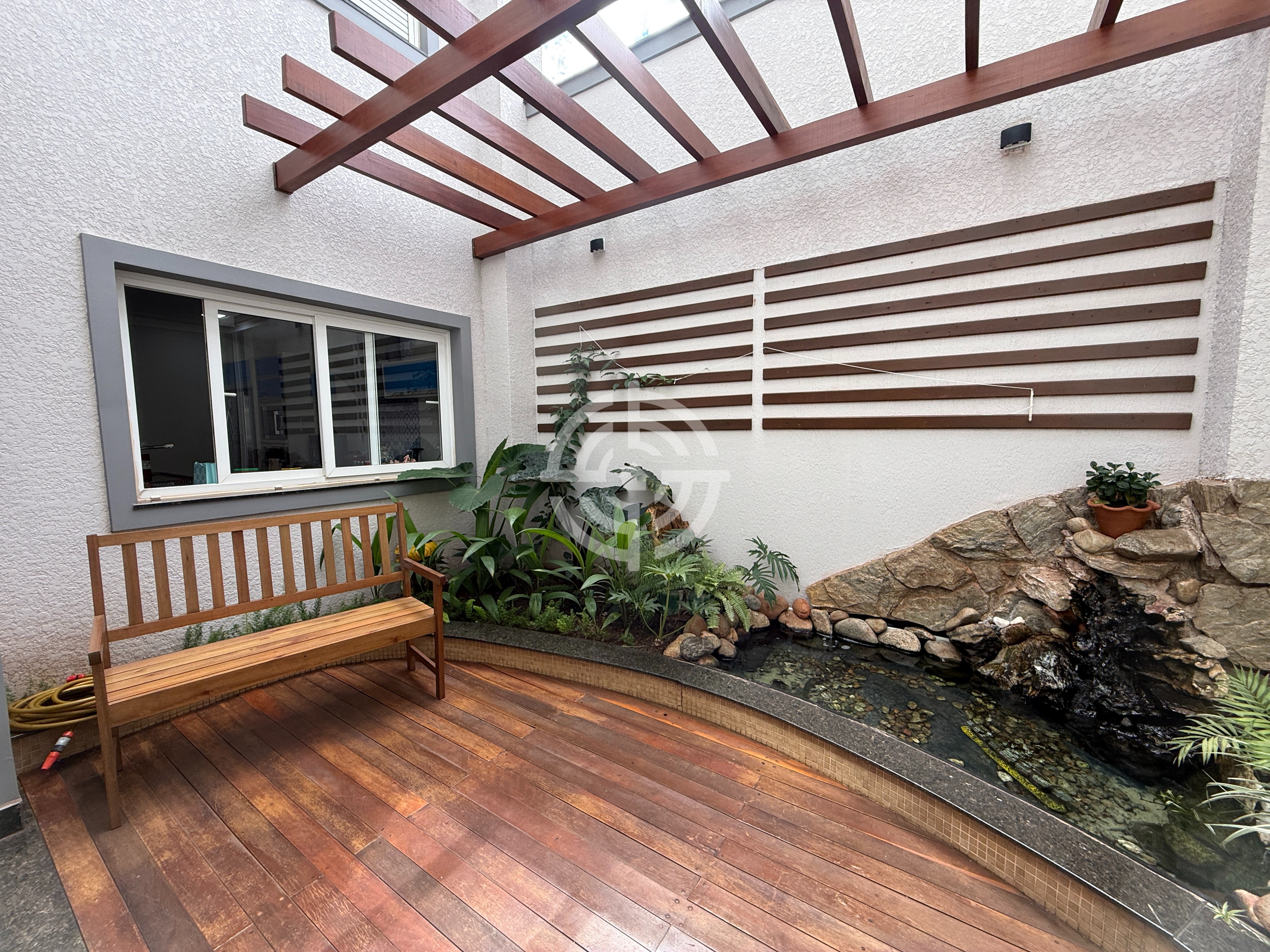 Sobrado à venda 3 suítes - 325,52 m² por R$ 2.850.000,00 - Condomínio Horizontal Fechado Vila A Park - Foz do Iguaçu/PR