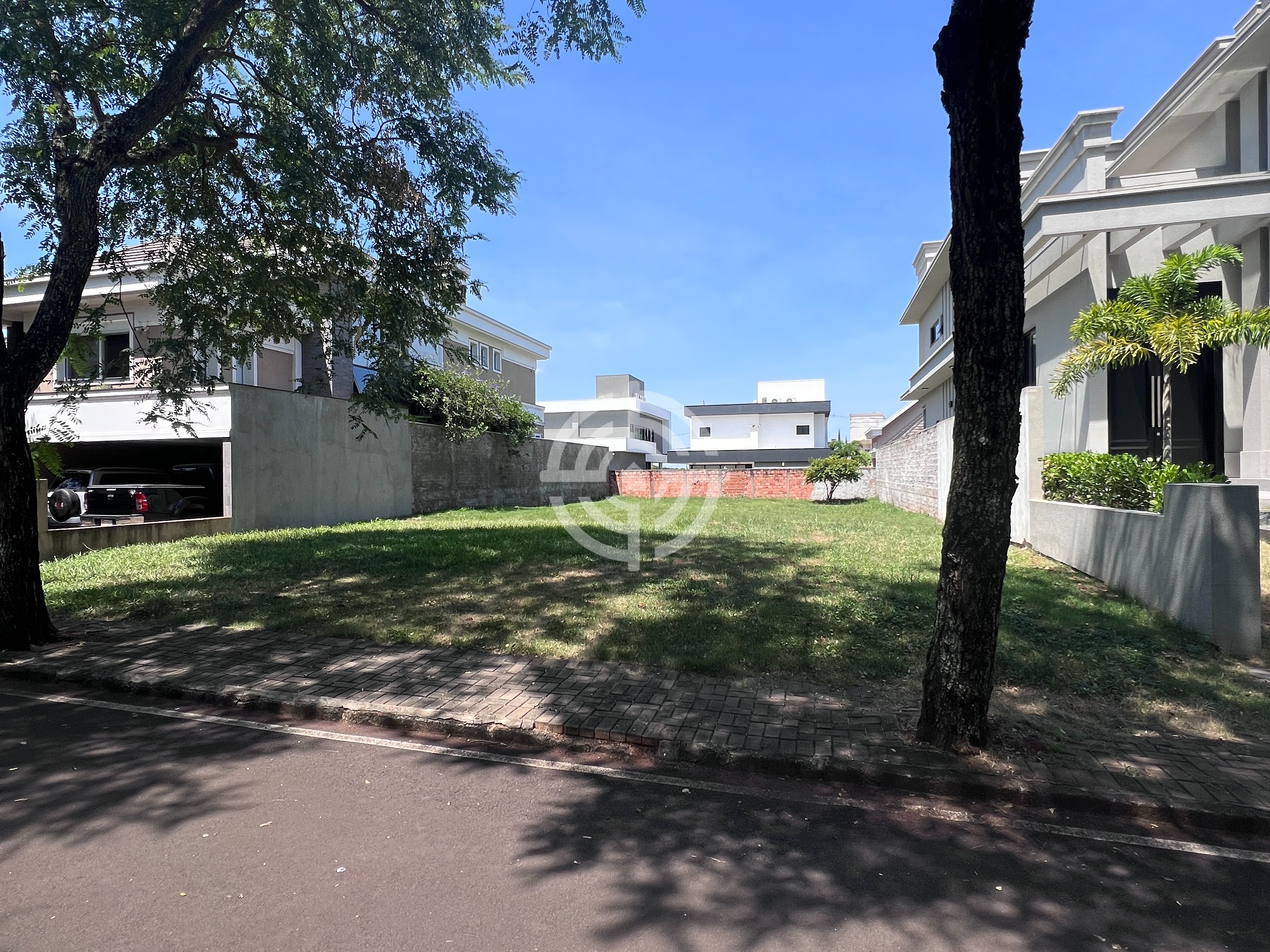 Terreno à venda, 480,00m2 m² por R$ `480.000,00 - Condomínio Horizontal Fechado Quinta do Sol - Foz do Iguaçu/PR