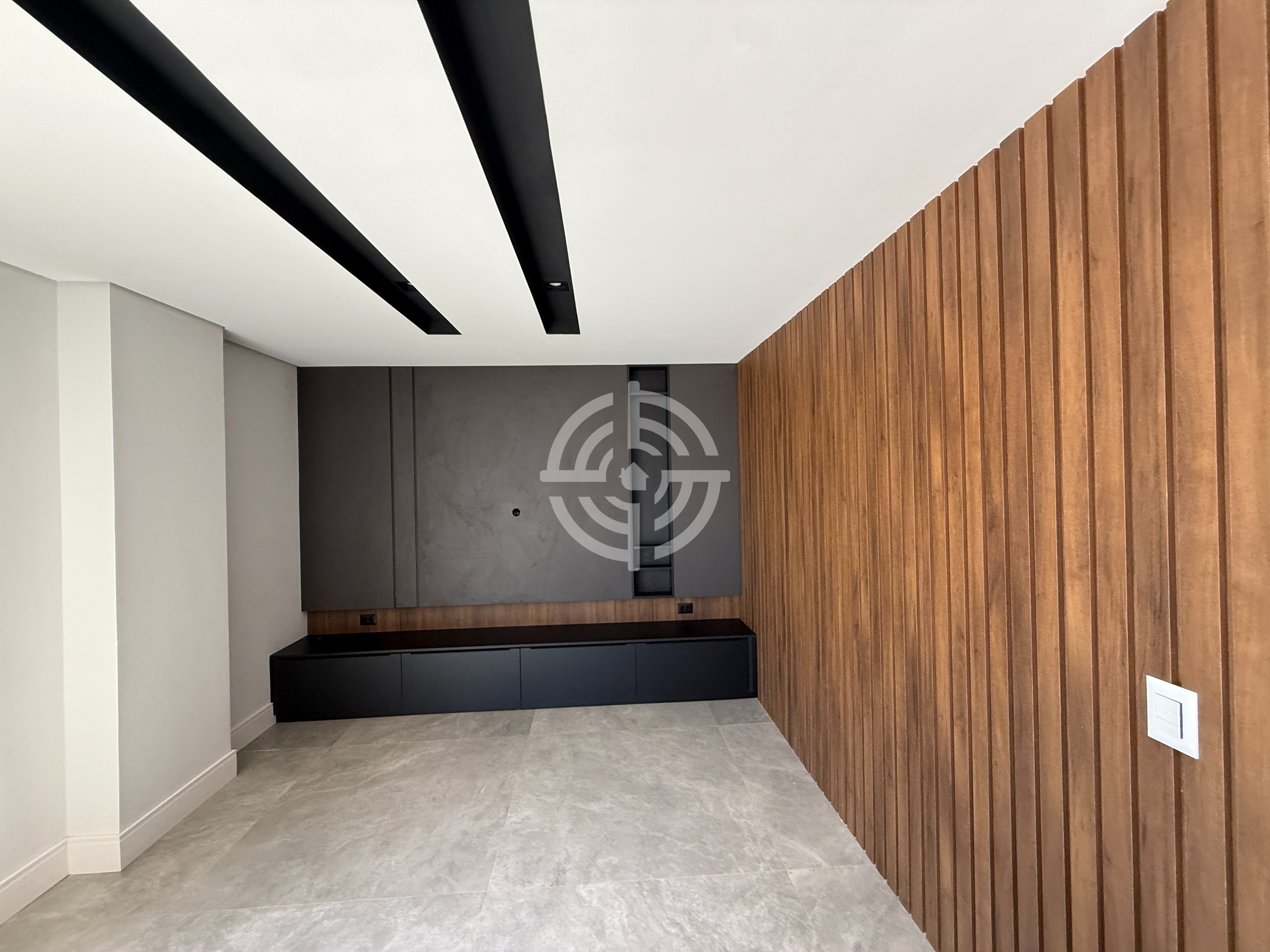 Apartamento com 2 Suítes à venda, 82 m² por R$ 847.000 - London Tower - Foz do Iguaçu/PR