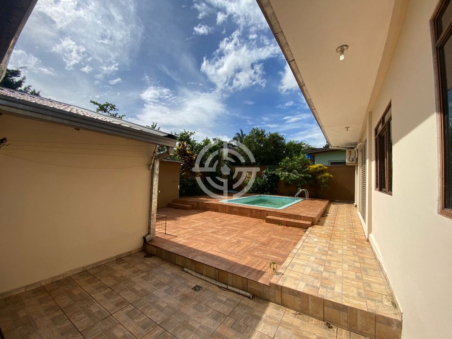 Casa com 3 dormitórios à venda, 300 m² por R$ 800.000,00 - Jardim Guarapuava - Foz do Iguaçu/PR