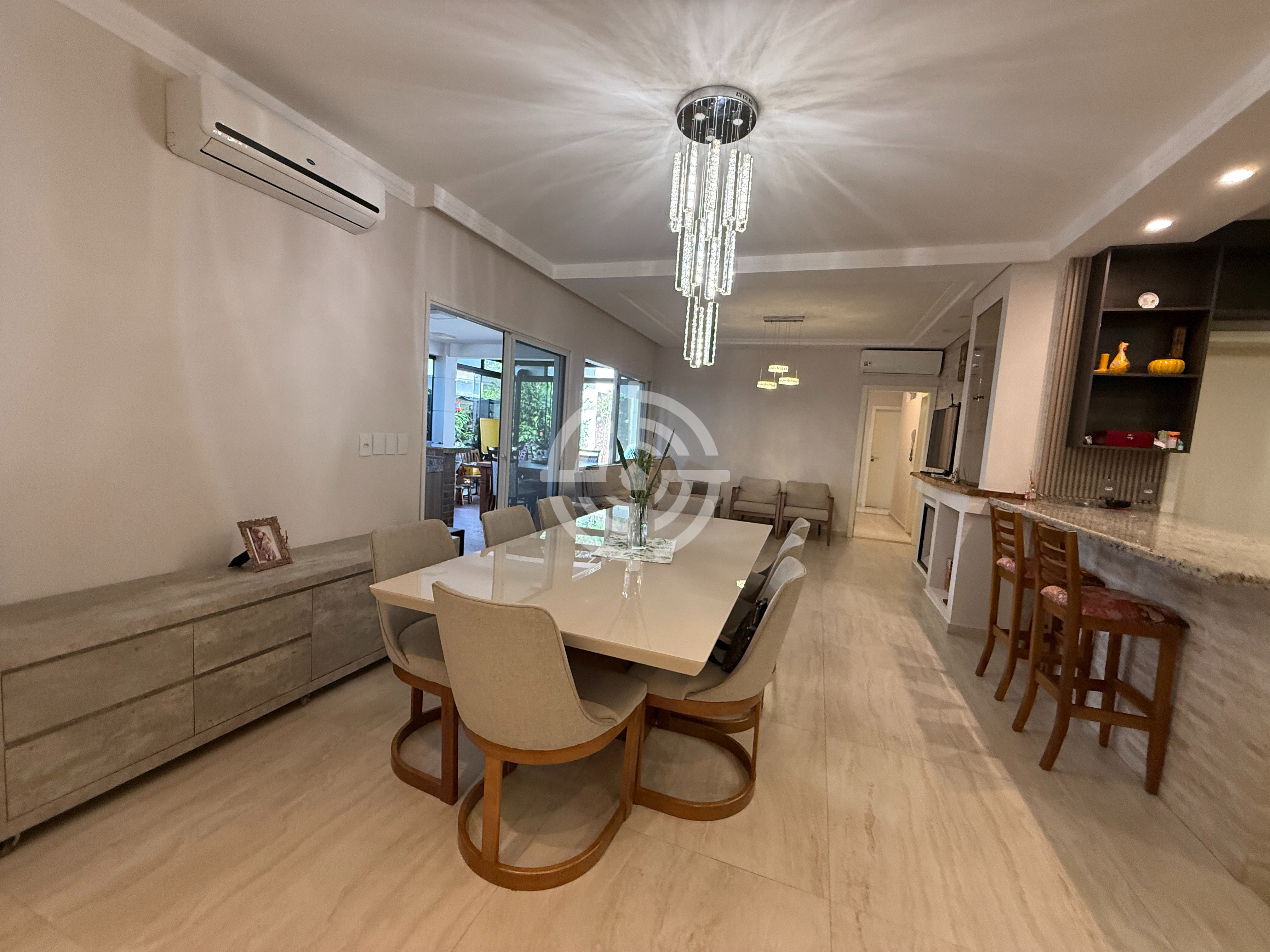 Casa com 3 dormitórios à venda, 198 m² por R$ 1.500.000,00 - Condomínio Residencial Dom Laurindo - Foz do Iguaçu/PR
