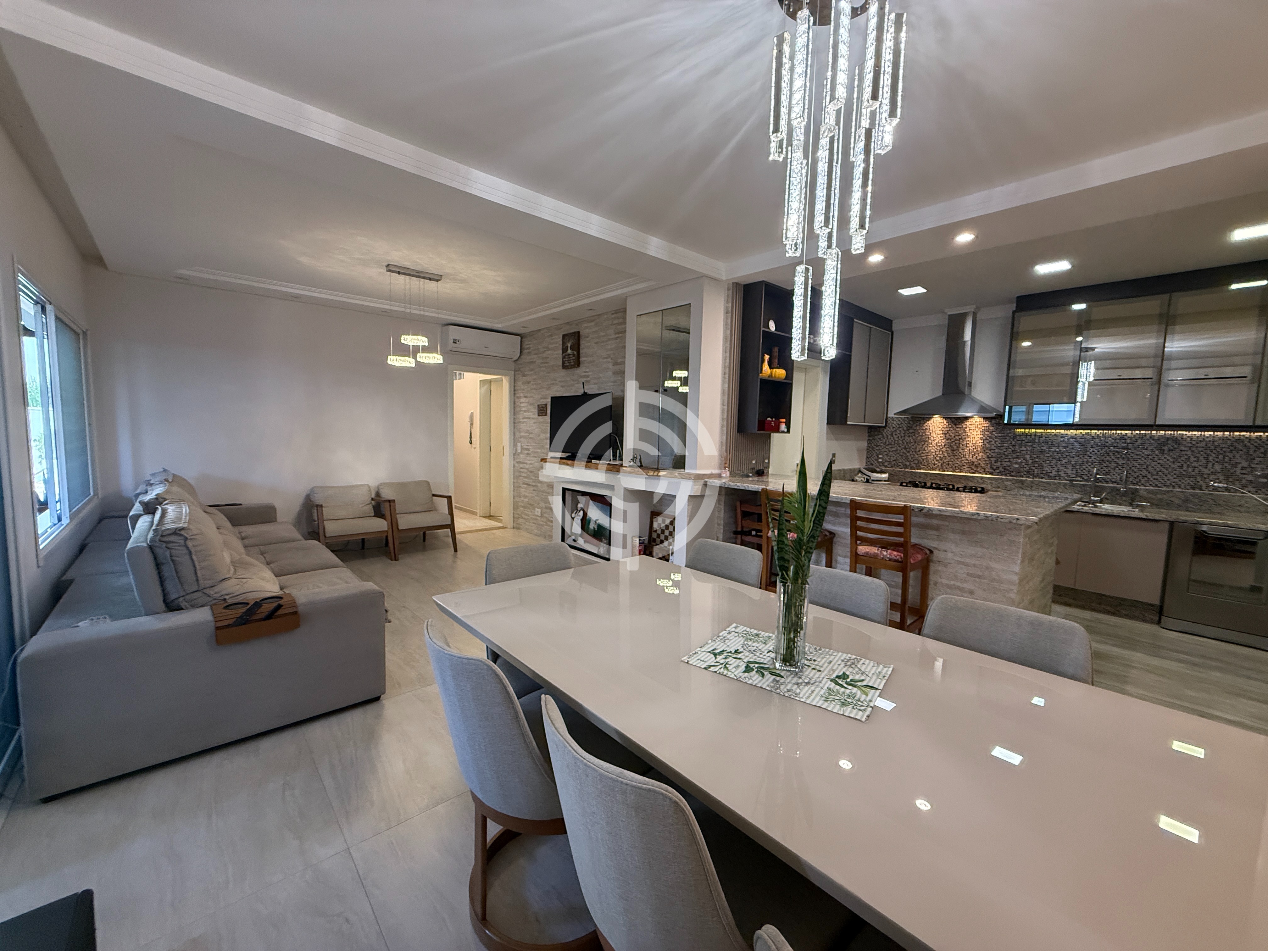 Casa com 3 dormitórios à venda, 198 m² por R$ 1.500.000,00 - Condomínio Residencial Dom Laurindo - Foz do Iguaçu/PR