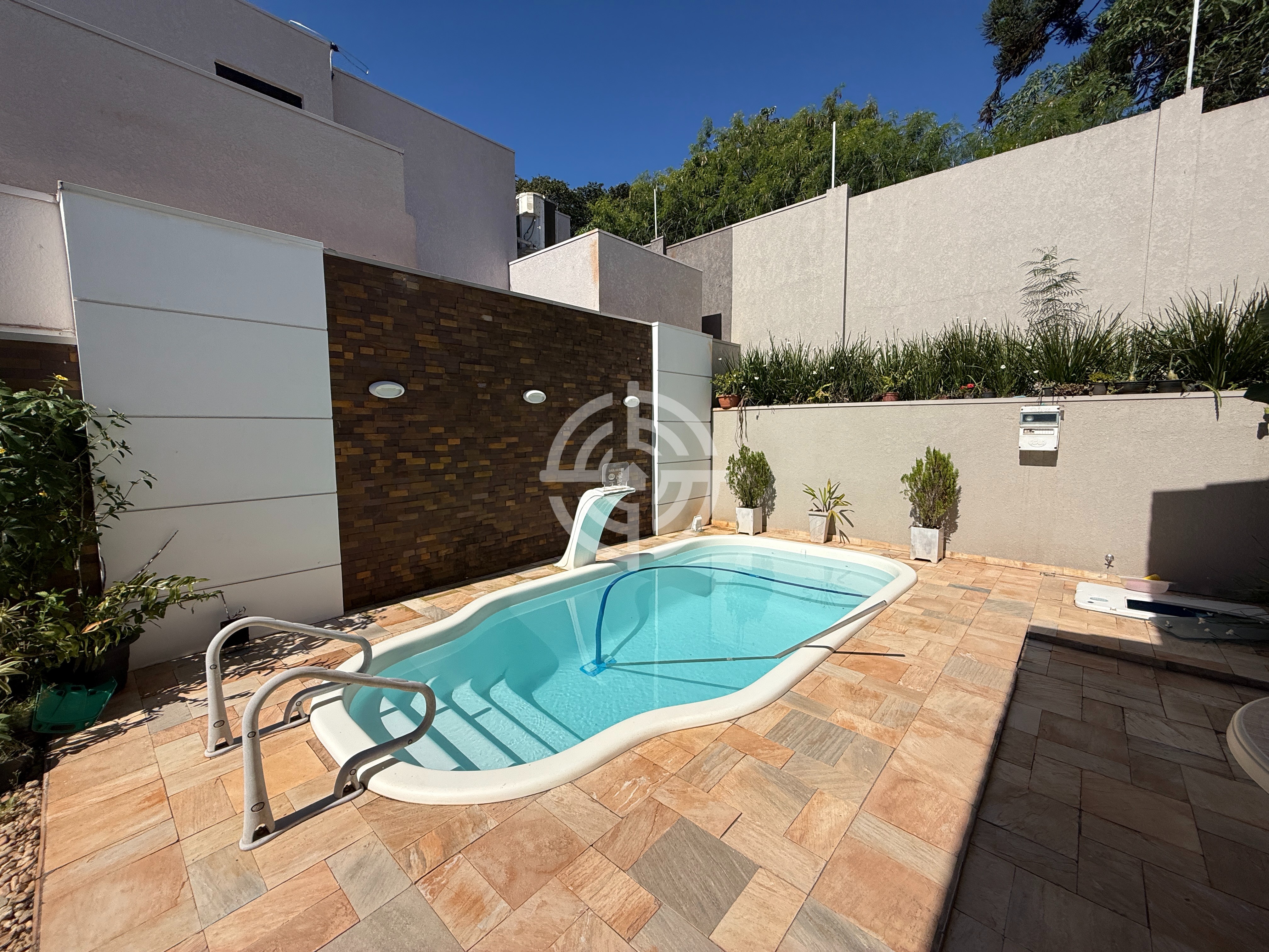 Casa com 3 dormitórios à venda, 198 m² por R$ 1.500.000,00 - Condomínio Residencial Dom Laurindo - Foz do Iguaçu/PR
