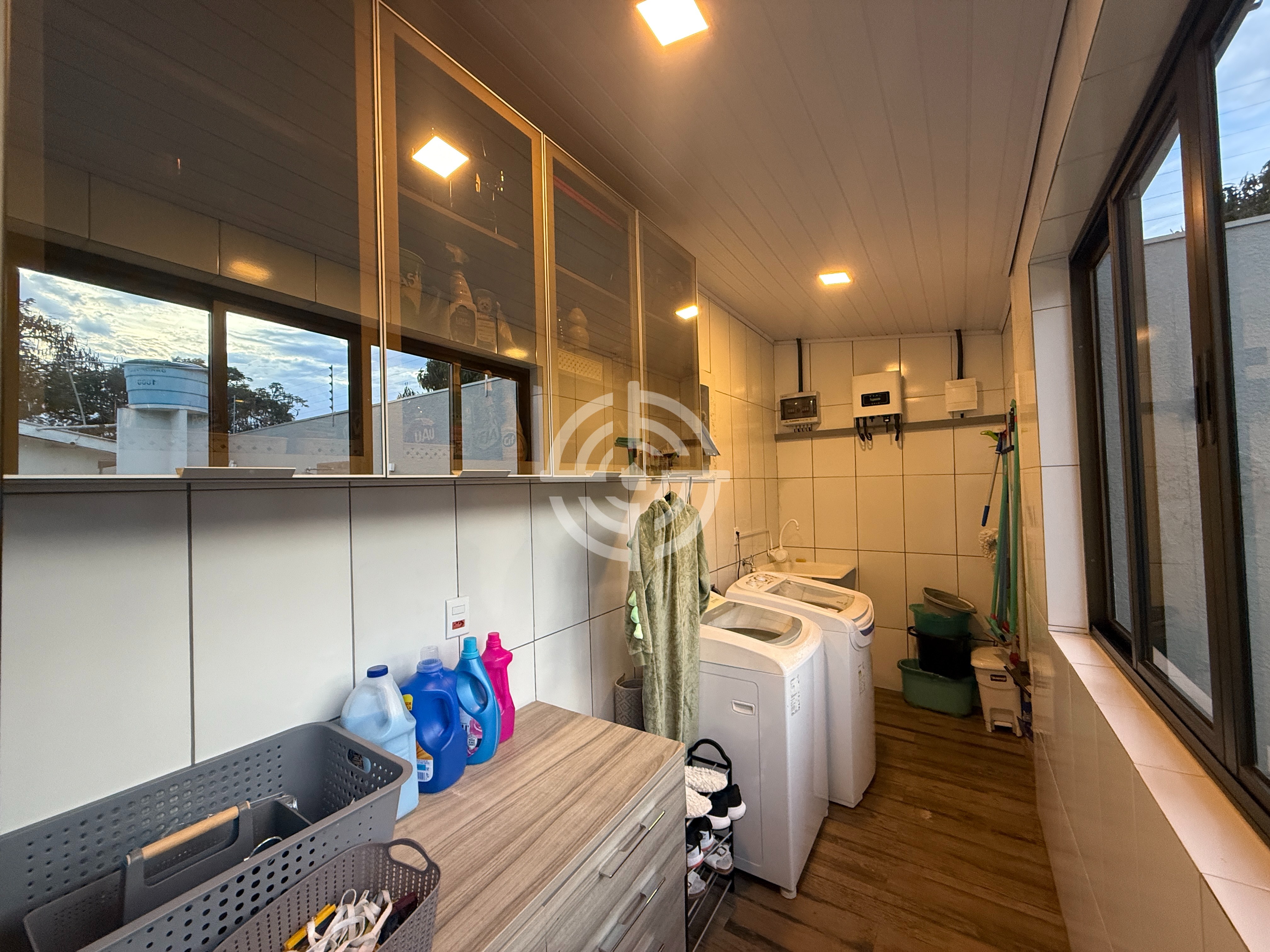 Casa com 4 dormitórios à venda, 278 m² por R$ 1.295.000,00 - Vila Yolanda - Foz do Iguaçu/PR
