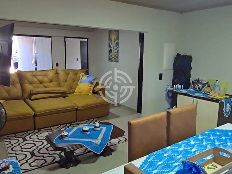 Casa Terrea a venda  no Morumbi 1, a metros da Avenida Republica Argentina.