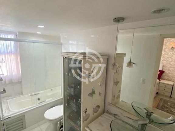 Apartamento com 3 dormitórios à venda, 109 m² por R$ 690.000,00 - Edifício Missões - Foz do Iguaçu/PR