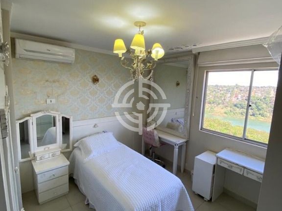 Apartamento com 3 dormitórios à venda, 109 m² por R$ 690.000,00 - Edifício Missões - Foz do Iguaçu/PR