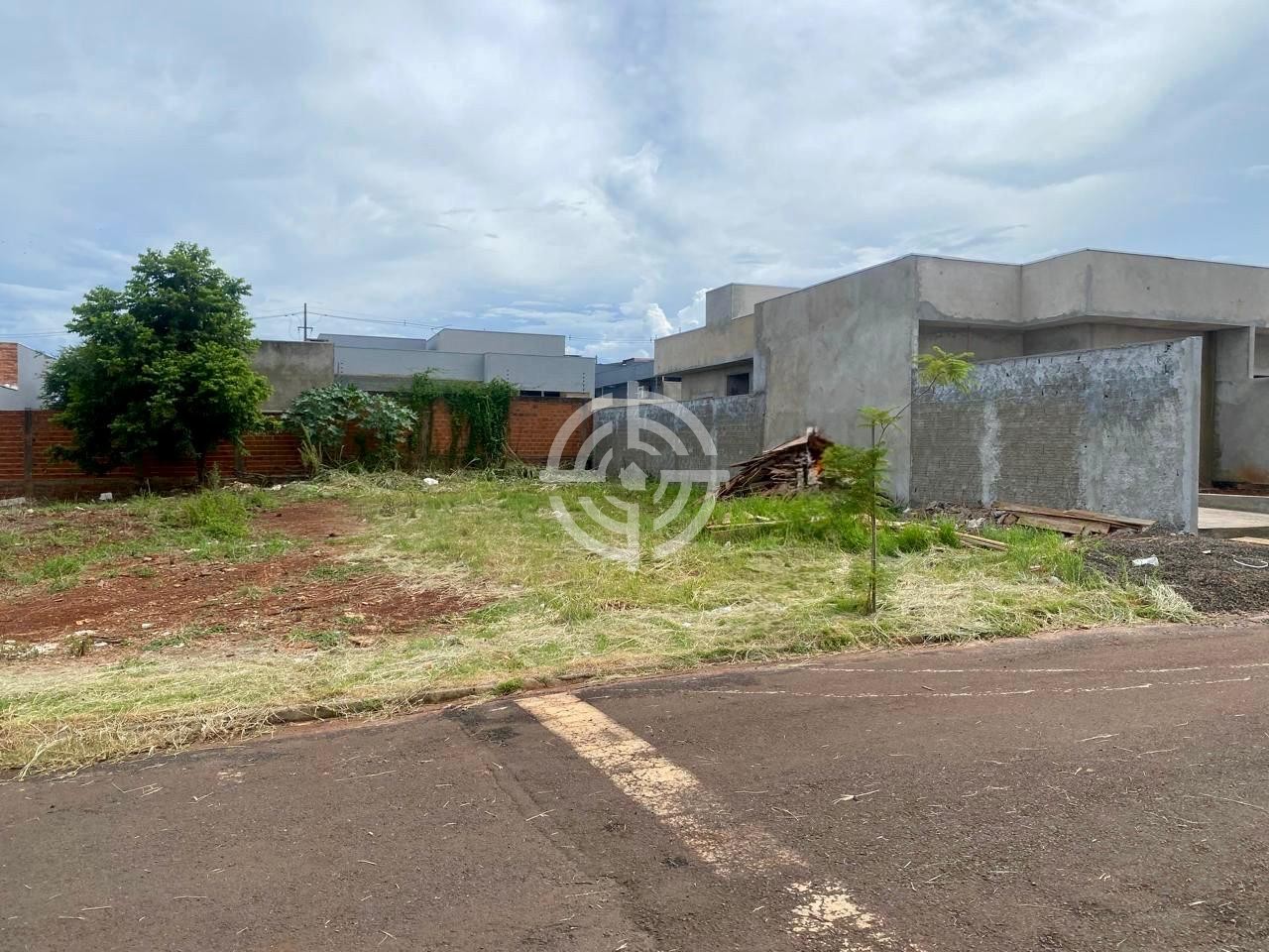 Terreno À Venda, 250,00m2 por R$ 230.000,00 - Loteamento Irio Holler - Foz do Iguaçu/PR