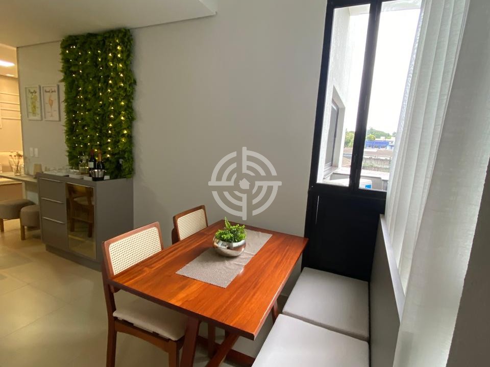 Apartamento novo mobiliado a venda na Av. Tacredo Neves 
