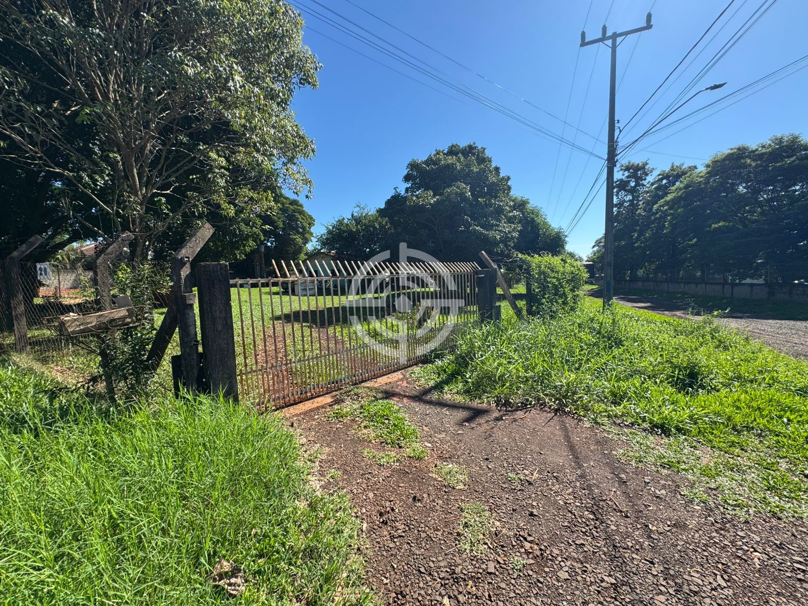 Terreno  2.000 oportunidade para construtores 