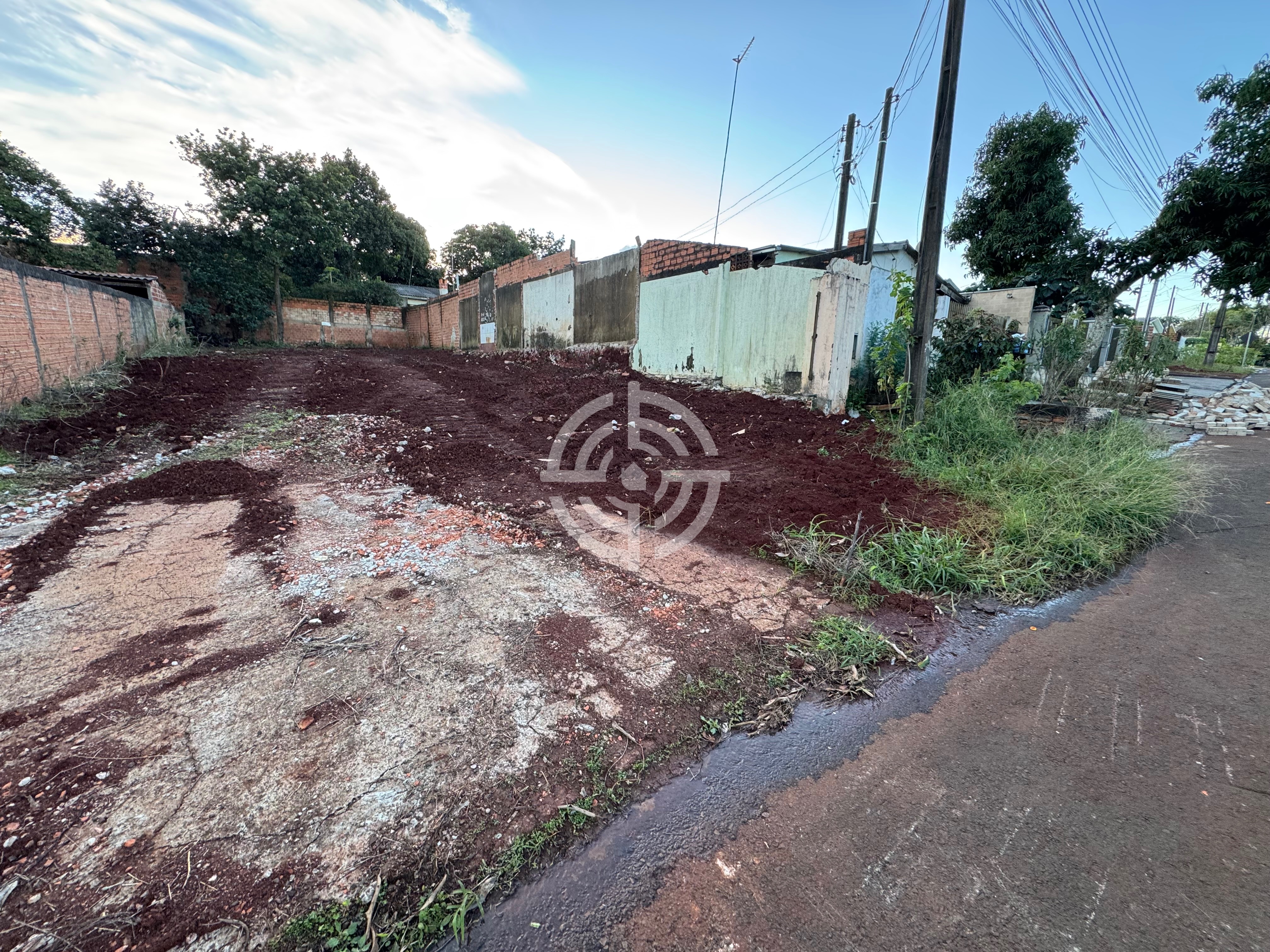 Lote em Santa Terezinha/ parque dos estados 