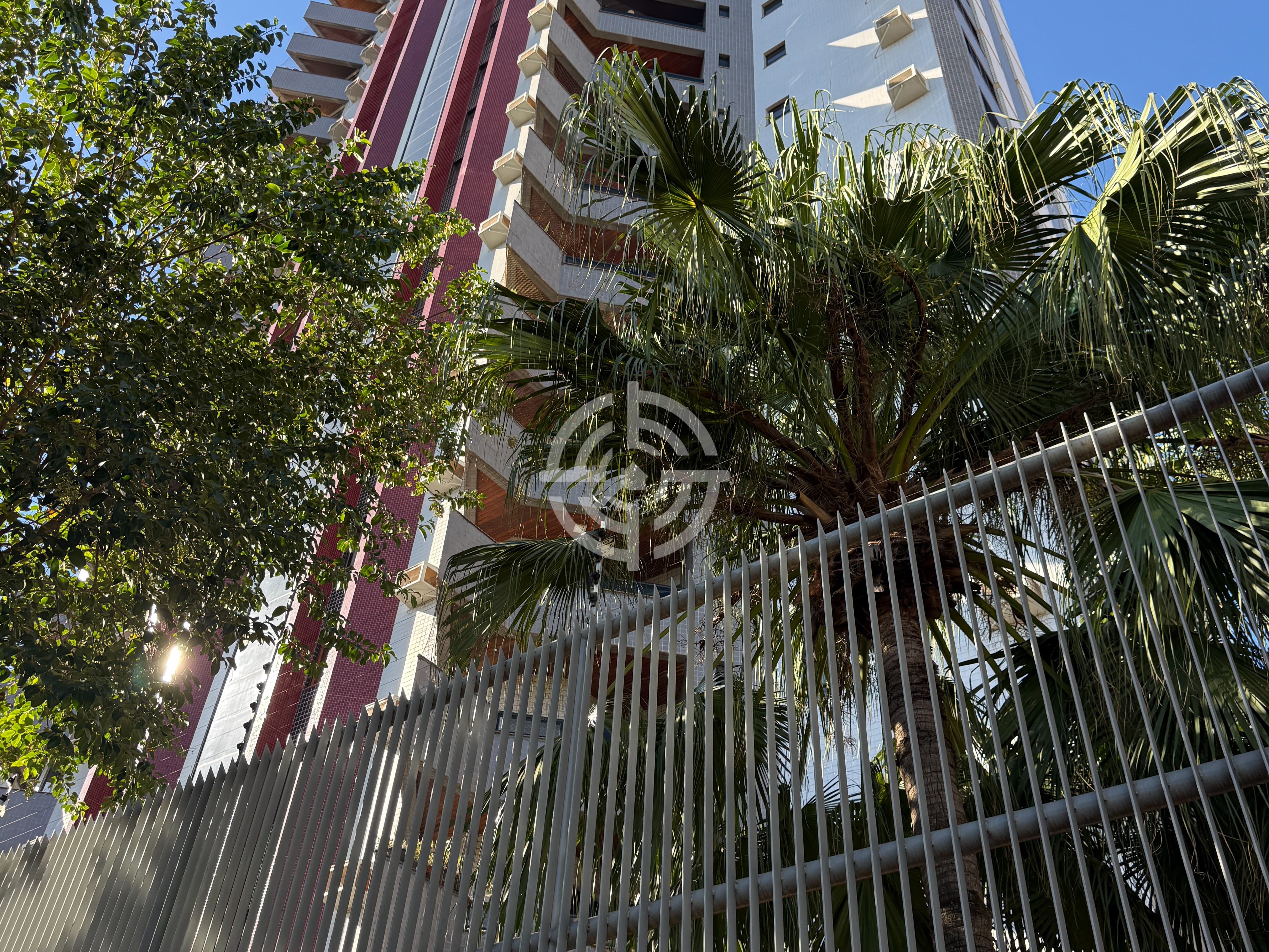 Apartamento com 3 dormitórios à venda, 173,77m² por R$ 820.000,00 - Edifício Tocantins - Foz do Iguaçu/PR
