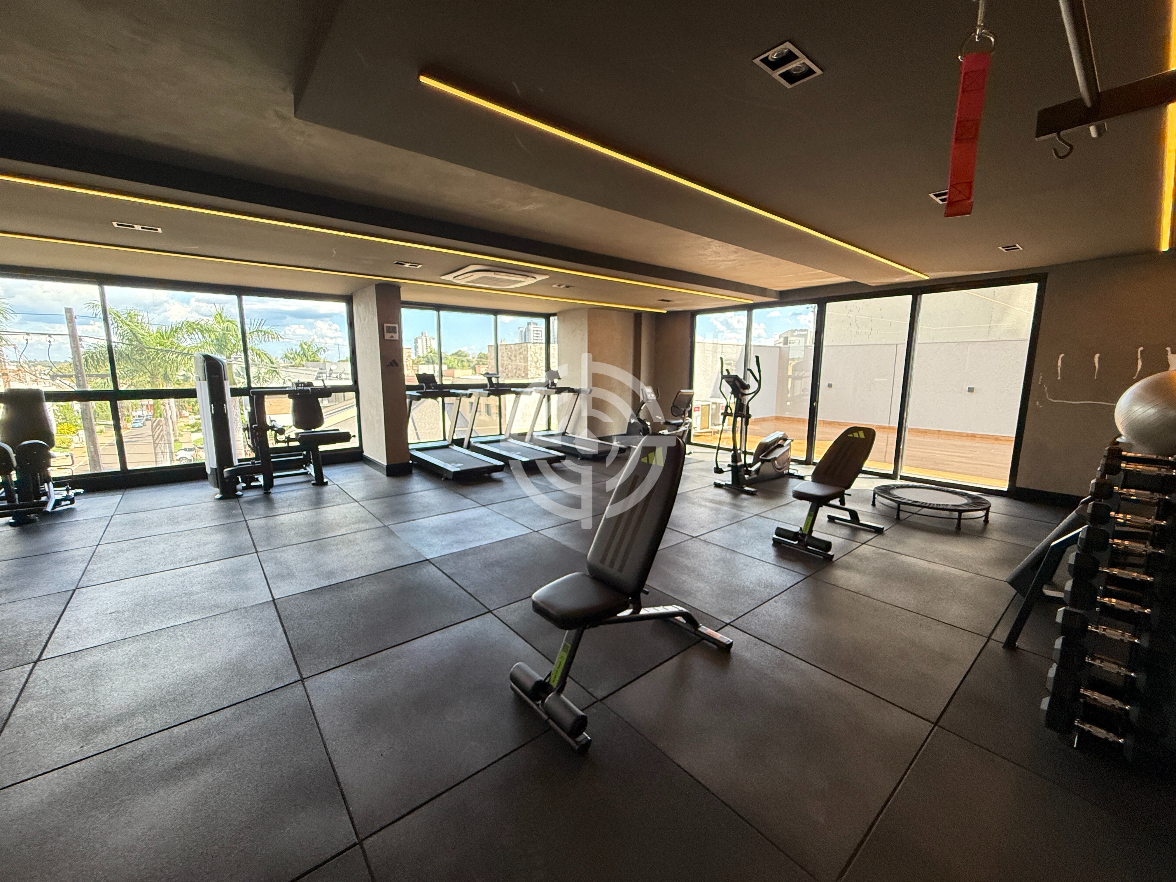 Apartamento com 1 dormitório à venda, 45 m² por R$ 547.000,00 - London Tower - Foz do Iguaçu/PR