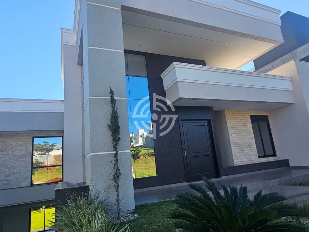Casa a venda condomínio residencial Esmeralda 
