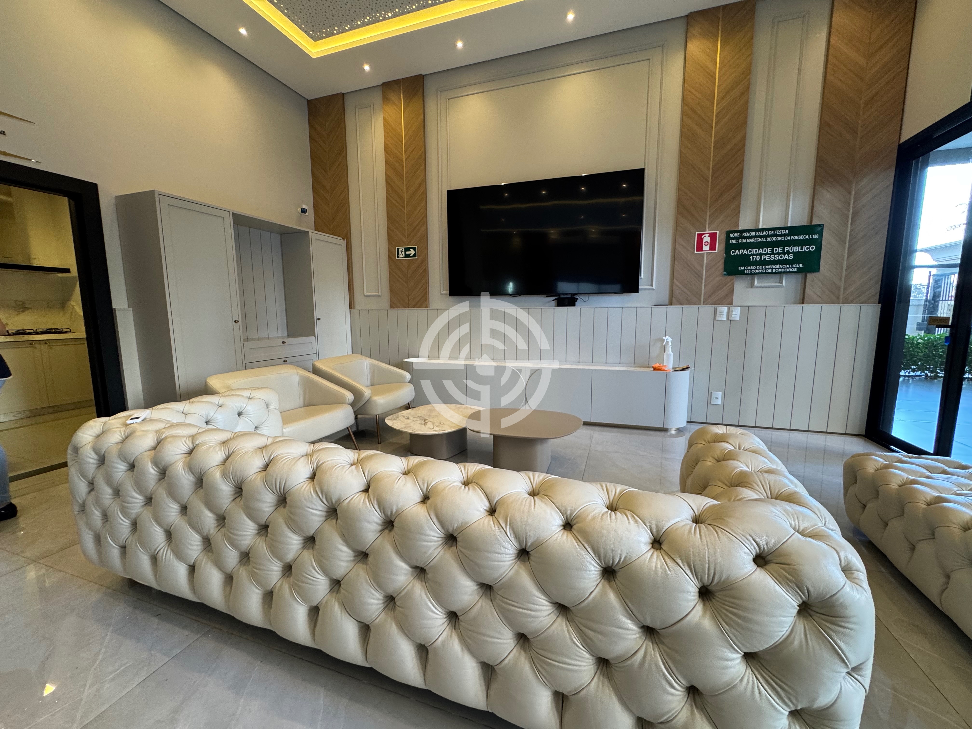 Apartamento à venda Renoir
