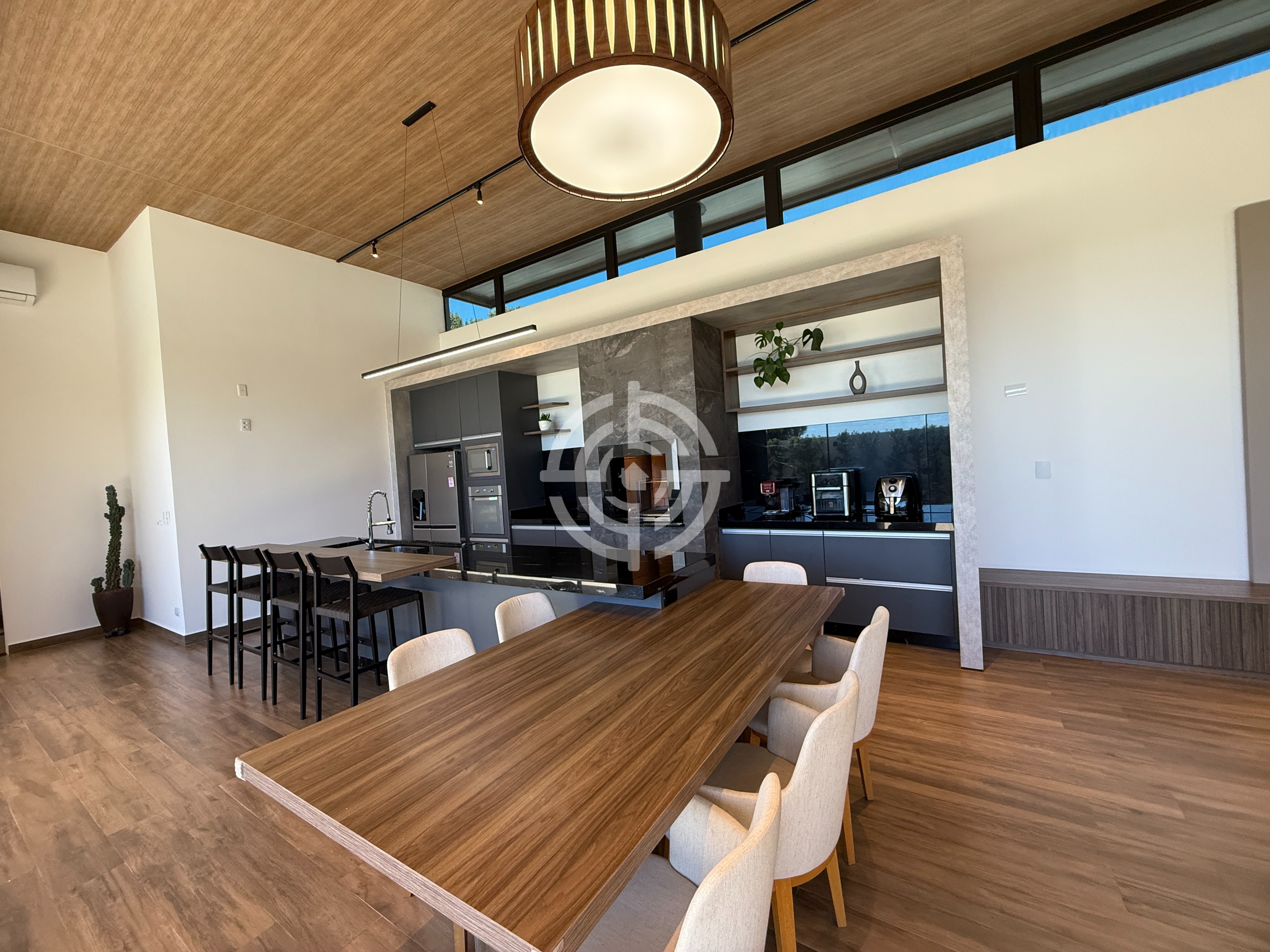 Casa com 3 suítes à venda, 244 m² por R$ 1.890.000 - Condomínio Arco de Paris - Foz do Iguaçu/PR
