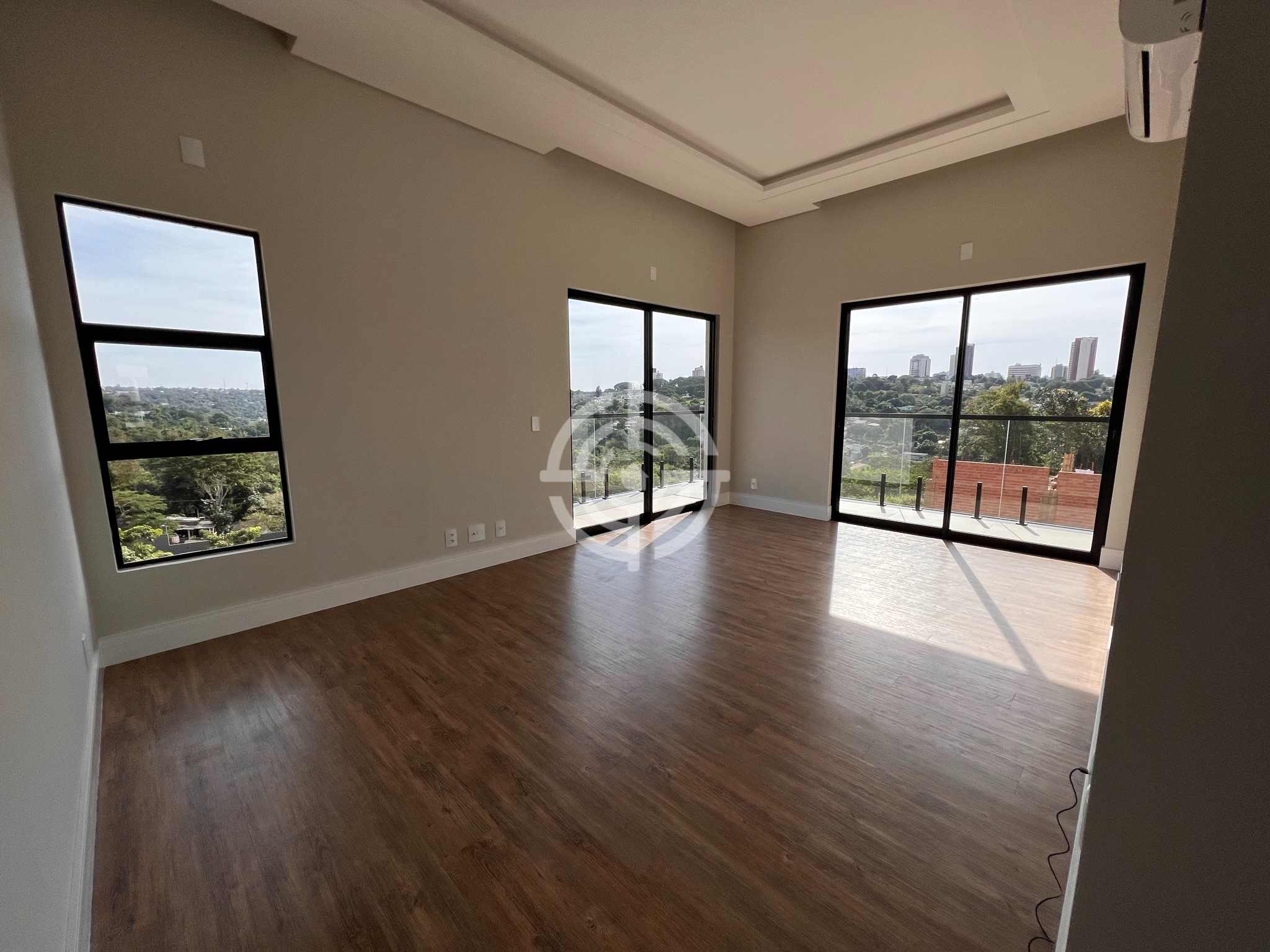 Casa à venda, com 5 suítes por R$ 5.500.000,00 - Condomínio Horizontal Fechado Residencial Porto Madero - Foz do Iguaçu/PR
